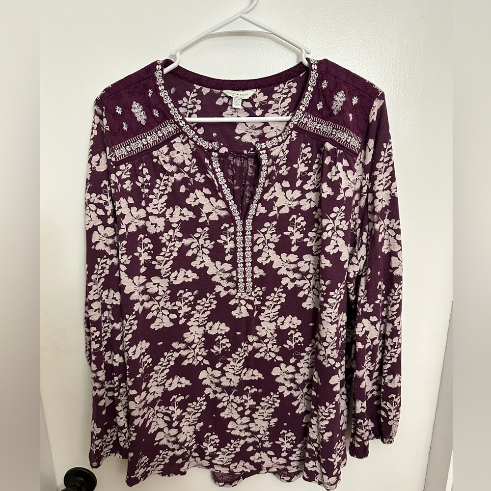 Lucky Brand 2X purple floral long sleeve v-neck blouse